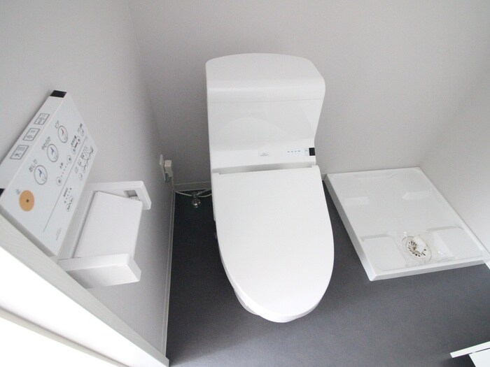 物件内観写真12　(トイレ)