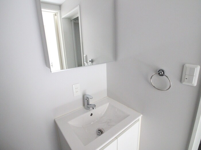 物件内観写真13　(洗面)