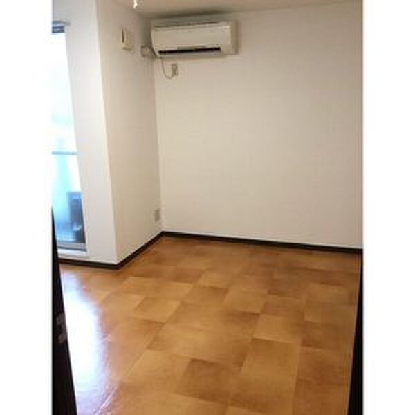 物件内観写真5　(居室)