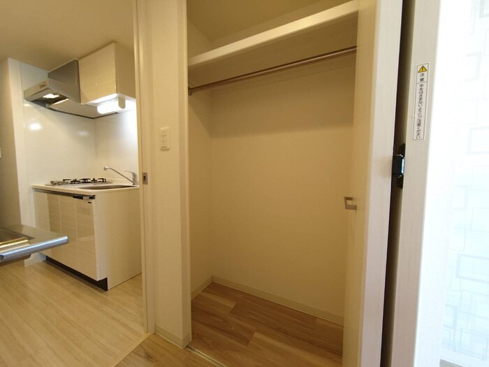 物件内観写真9　(収納)