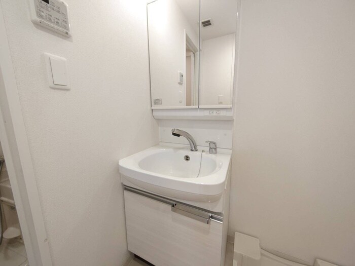 物件内観写真13　(洗面)