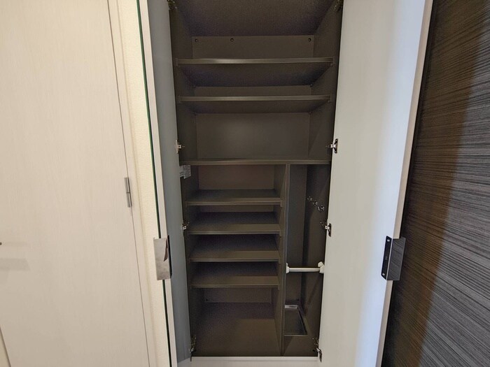 物件内観写真16　(靴箱)