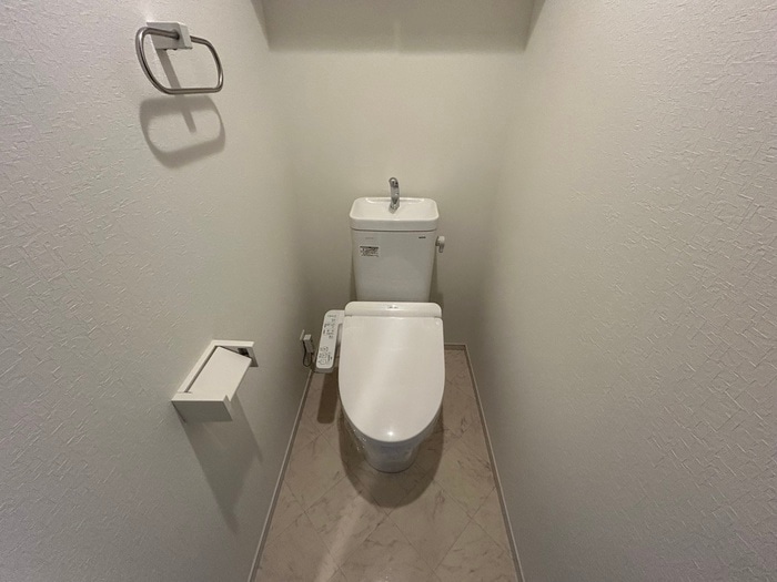 物件内観写真15　(トイレ)