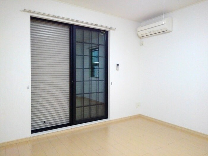 物件内観写真12　(居室)