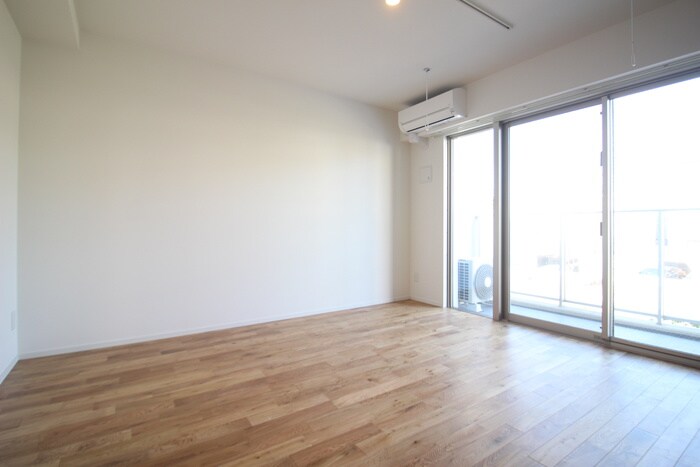 物件内観写真18　(居室)