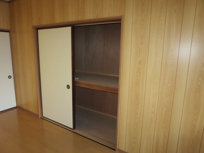 物件内観写真8　(収納)