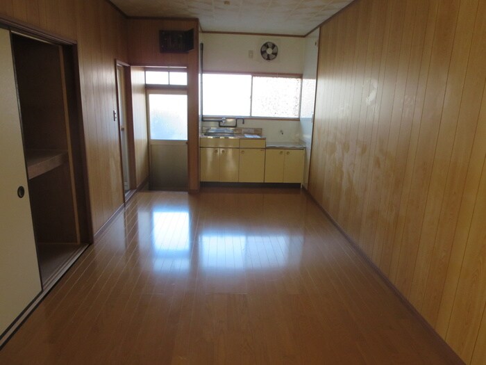 物件内観写真9　(居室)