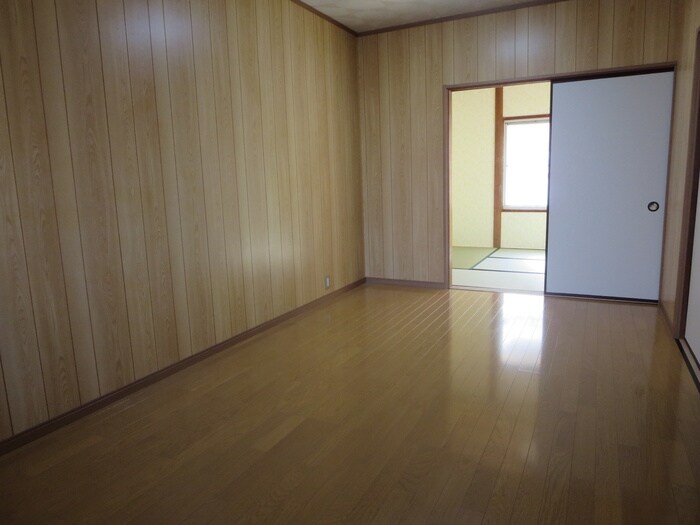 物件内観写真13　(居室)