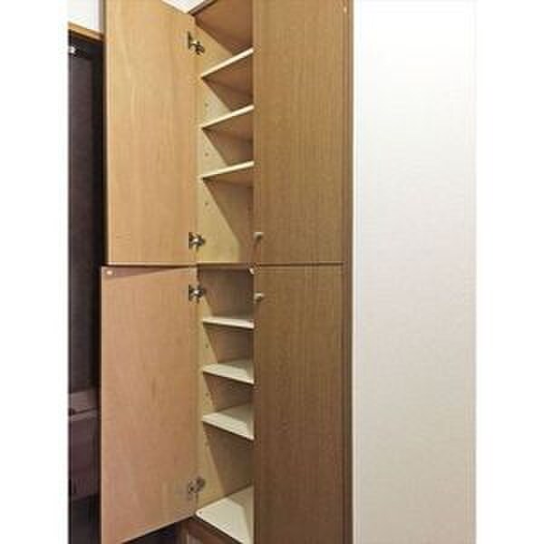 ＷＡＶＥ　ＨＯＵＳＥの靴箱