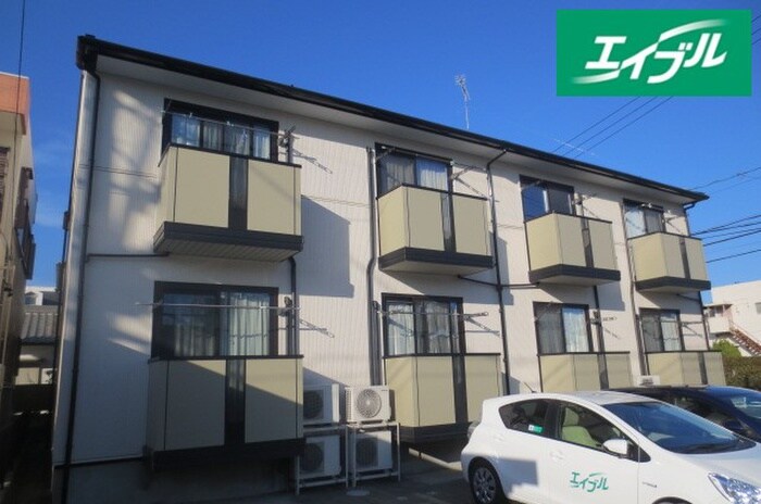 物件外観写真3　(駐車場)