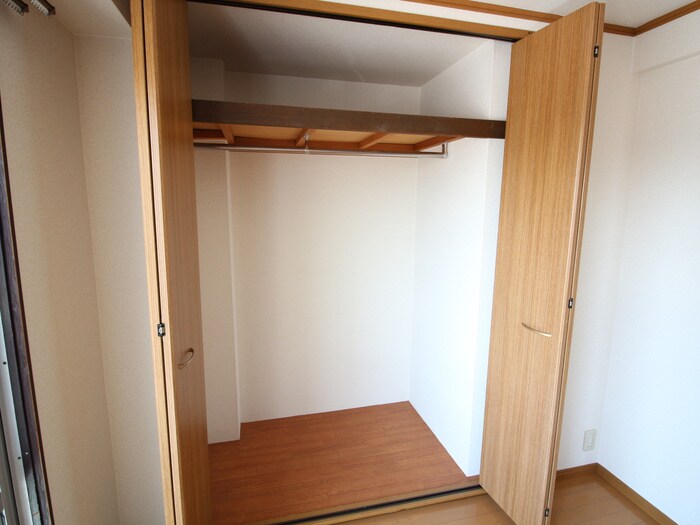 物件内観写真10　(収納)
