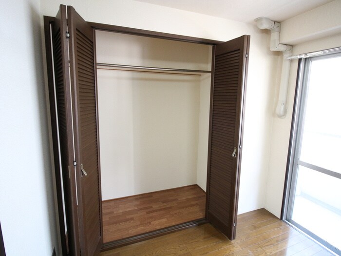 物件内観写真11　(収納)