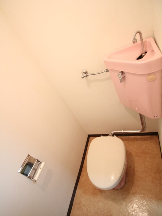 物件内観写真12　(トイレ)