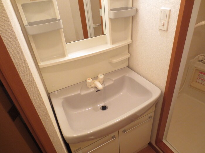 物件内観写真11　(洗面)