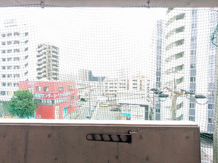 物件内観写真18　(室内からの展望)