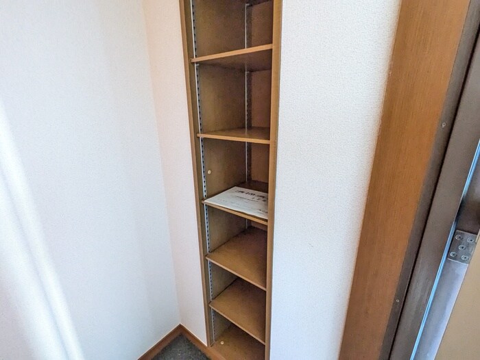 物件内観写真18　(靴箱)