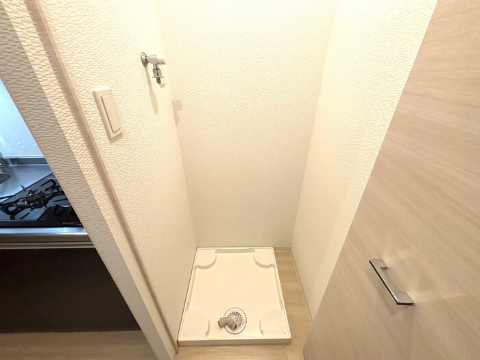 物件内観写真20　(洗濯機置場)