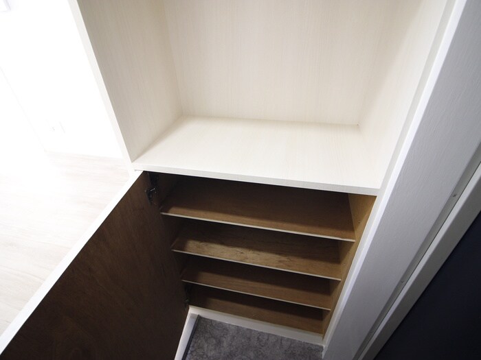 物件内観写真16　(靴箱)