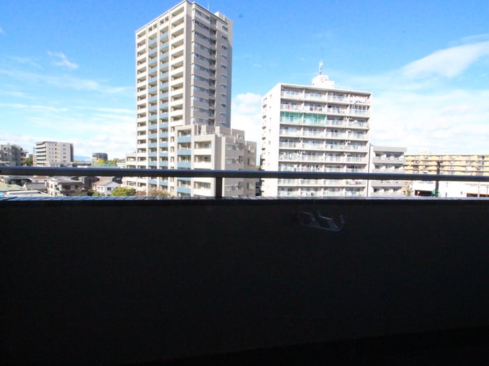 物件内観写真22　(室内からの展望)