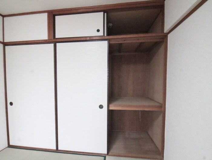 物件内観写真18　(収納)