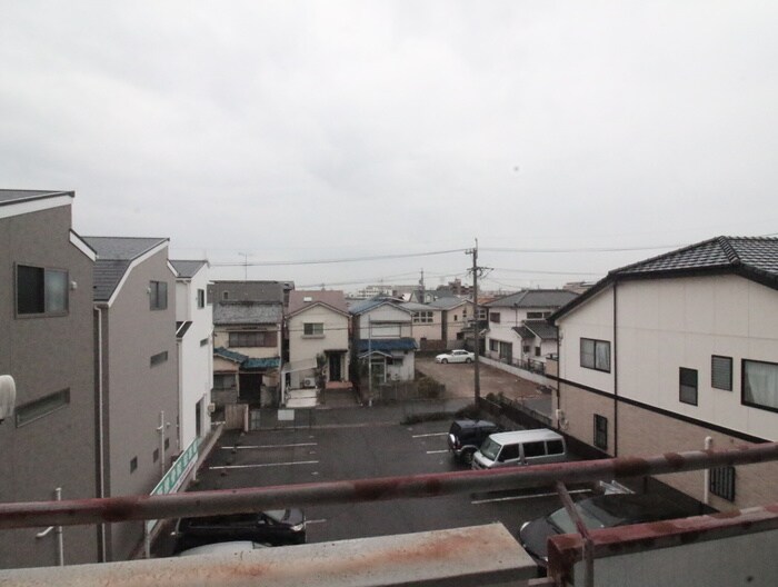 物件内観写真20　(室内からの展望)