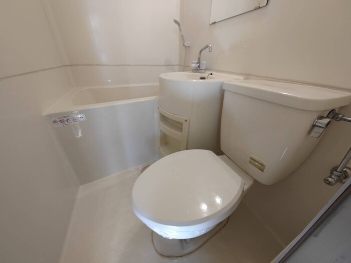 物件内観写真13　(トイレ)