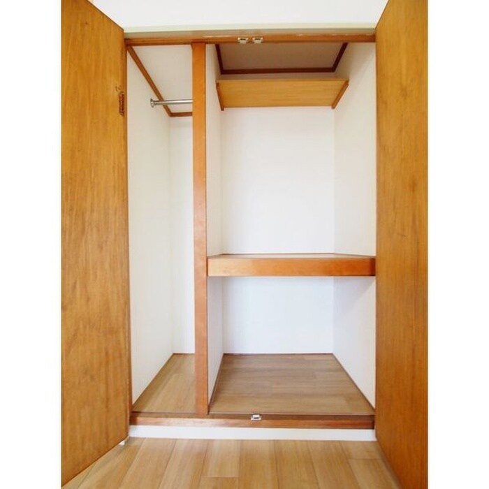 物件内観写真13　(収納)