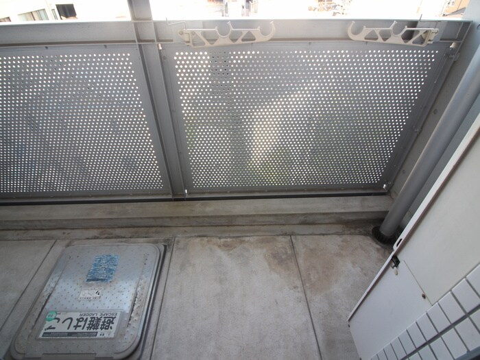 物件内観写真18　(ベランダ・バルコニー)