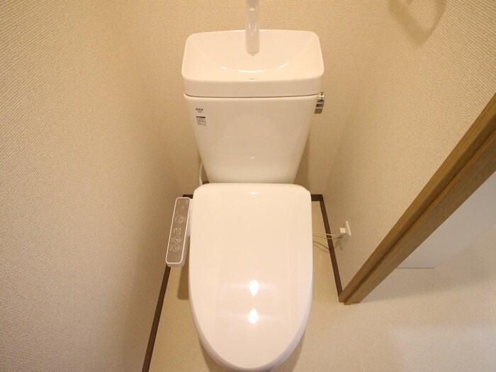 物件内観写真12　(トイレ)