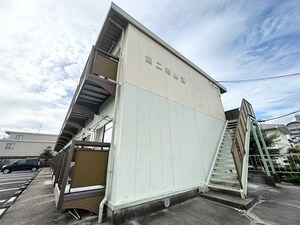 第2ユーザン外観写真