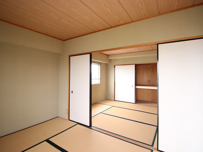 物件内観写真8　(居室)