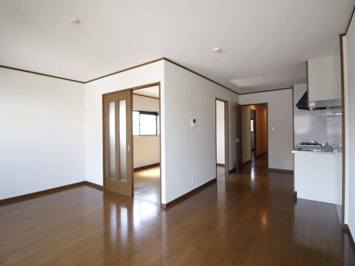 物件内観写真8　(居室)