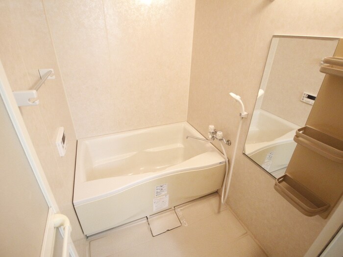 物件内観写真12　(バス／シャワールーム等)