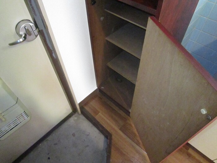 物件内観写真11　(靴箱)