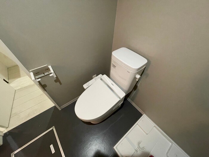 物件内観写真12　(トイレ)
