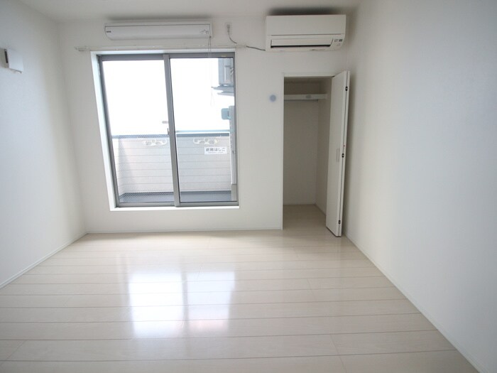 物件内観写真15　(居室)