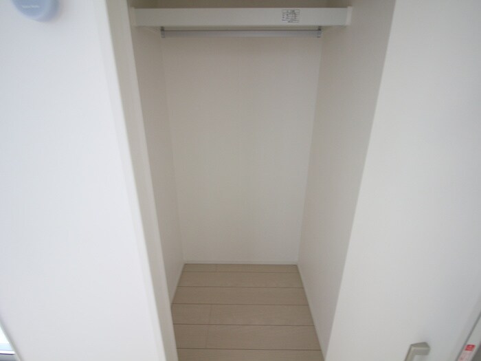 物件内観写真16　(収納)