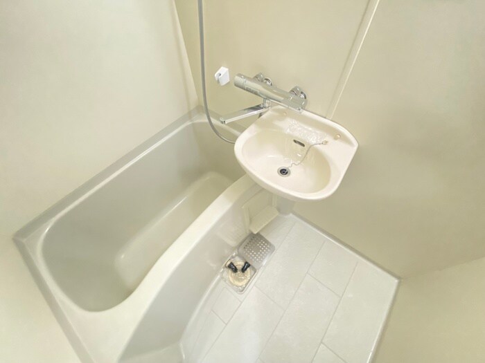 物件内観写真11　(洗面)