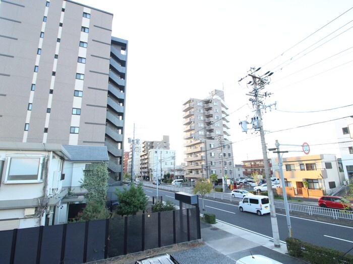 物件内観写真18　(室内からの展望)