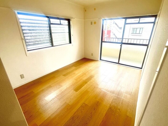 物件内観写真11　(居室)