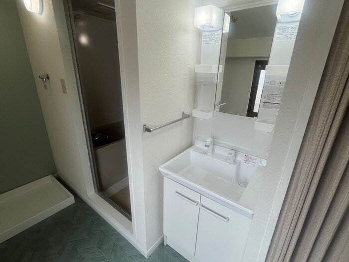 物件内観写真15　(洗面)
