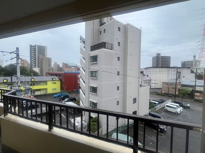 物件内観写真21　(室内からの展望)