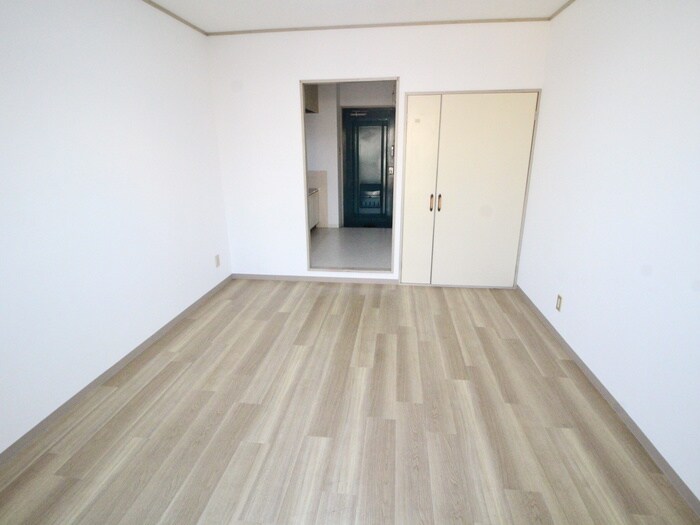 物件内観写真7　(居室)