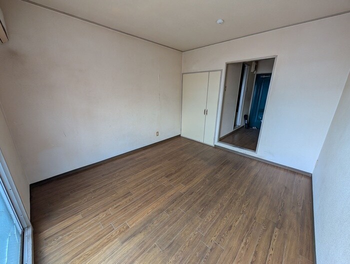 物件内観写真9　(居室)