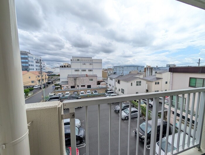 物件内観写真21　(室内からの展望)