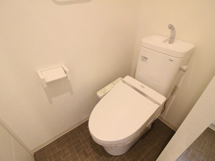 物件内観写真11　(トイレ)