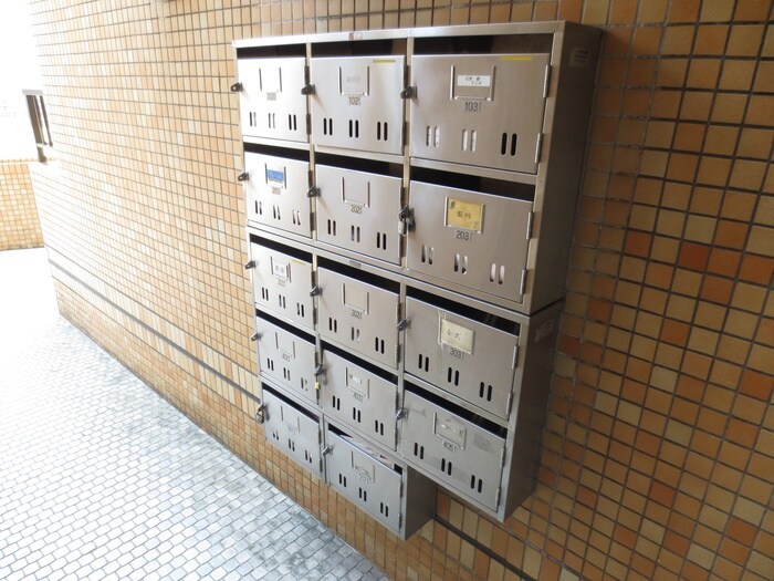 物件外観写真4　(建物設備)