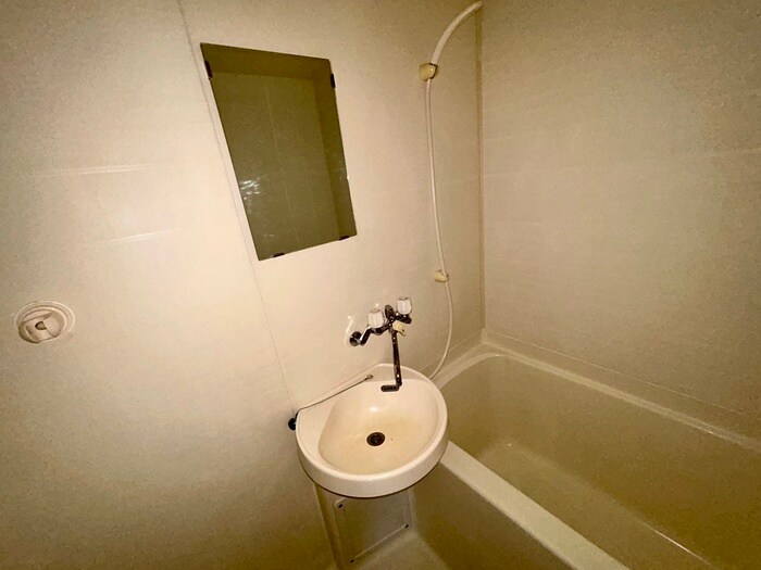 物件内観写真11　(洗面)