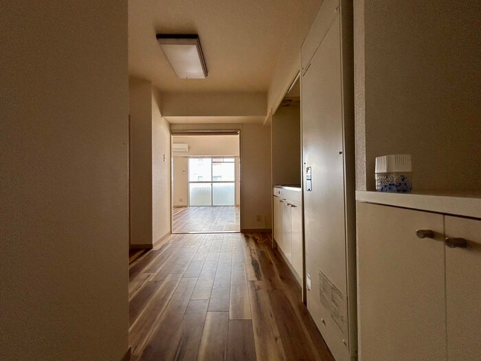 物件内観写真19　(廊下)