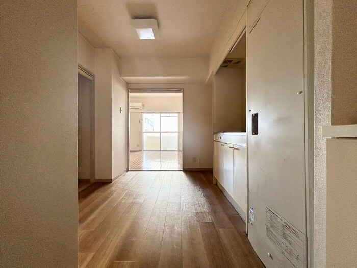 物件内観写真19　(廊下)